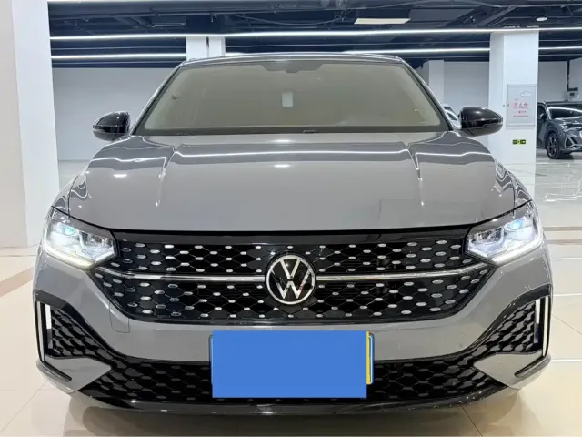 Фотография автомобиля — Volkswagen Lavida
