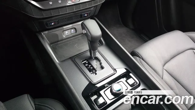 KG_Mobility_Ssangyong Musso Musso (Q300) Дизель 2.2 4WD — Фото автомобиля 9