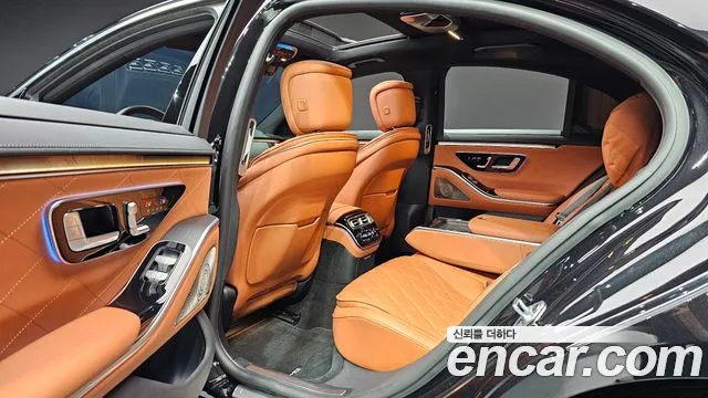 Mercedes-Benz S-Class S-класс W223 — Фото автомобиля 12