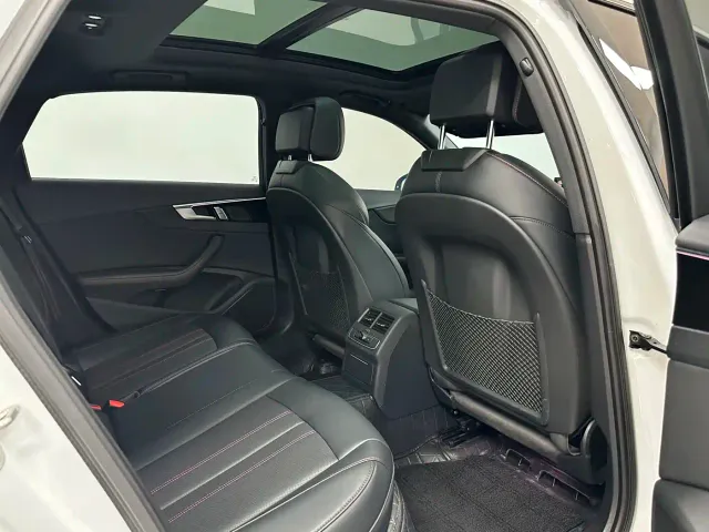 Audi A4L — Фото автомобиля 16