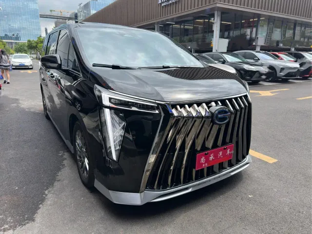 GAC Trumpchi M8 — Фото автомобиля 2