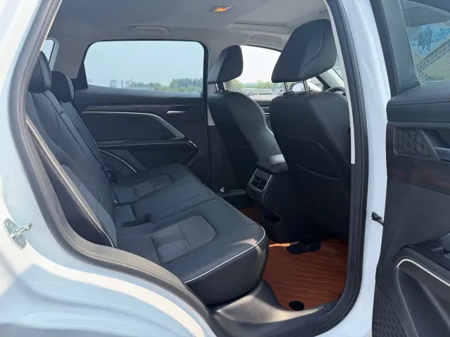 Haval H6 — Фото автомобиля 16