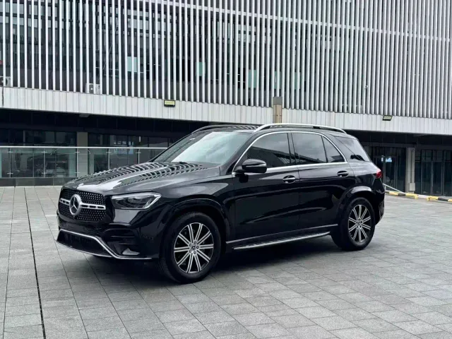 Фотография автомобиля — Mercedes-Benz GLE-Class