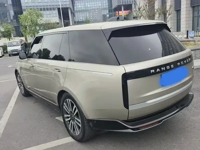 Land Rover Range Rover — Фото автомобиля 2