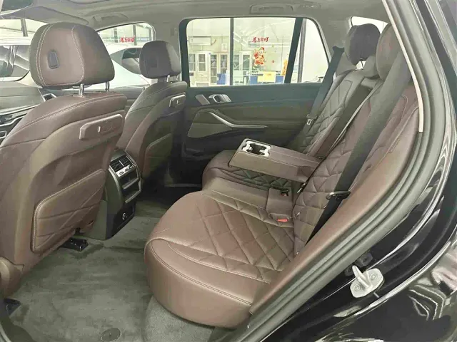 BMW X5 — Фото автомобиля 13