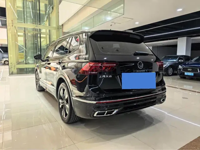 Volkswagen Tiguan L — Фото автомобиля 6