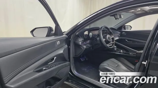 Hyundai AVANTE Avante (CN7) — Фото автомобиля 10