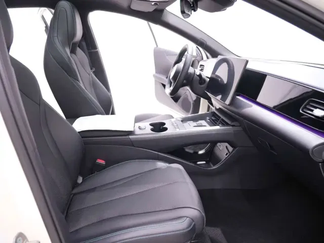 BYD Seal 06 — Фото автомобиля 16