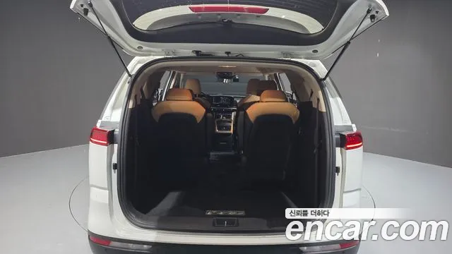 Kia Carnival 4th Gen — Фото автомобиля 26