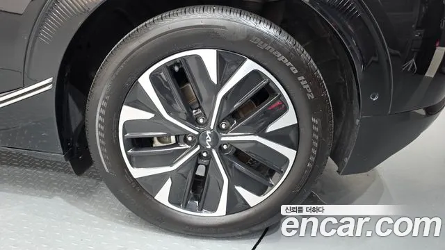 Kia EV6 — Фото автомобиля 6