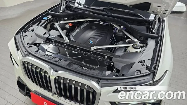 BMW X7 — Фото автомобиля 2