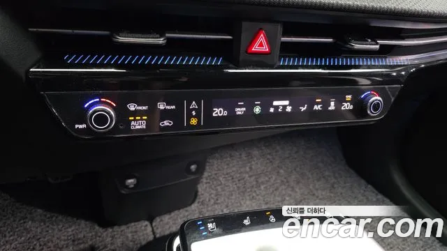 Kia EV6 — Фото автомобиля 15