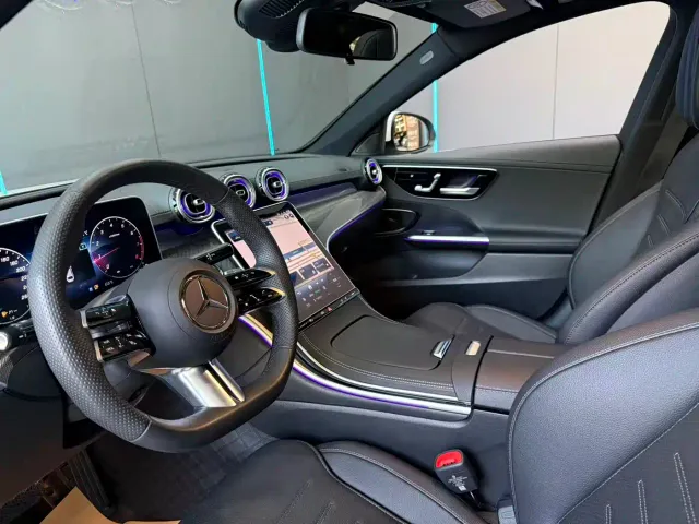 Mercedes-Benz C-Class — Фото автомобиля 11