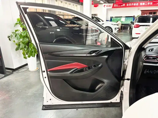 Changan Oushang X5 — Фото автомобиля 14