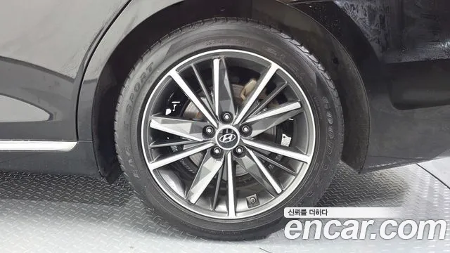Hyundai Grandeur Новый Grandeur IG 3.0 LPi (Для проката) — Фото автомобиля 17