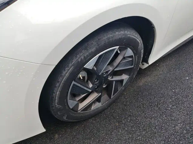 GAC Aion S Plus — Фото автомобиля 22