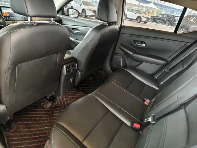 Nissan Sylphy — Фото автомобиля 4