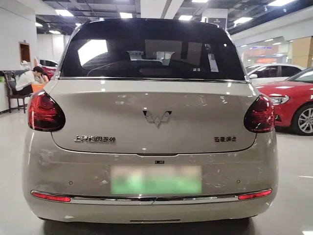 Wuling Bingo — Фото автомобиля 5