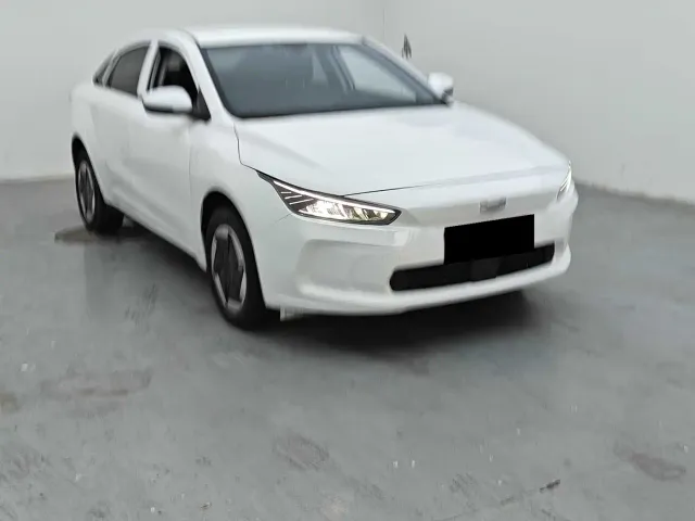 Geely Geometry A — Фото автомобиля 3