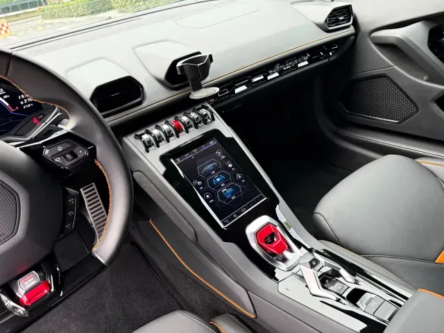 Lamborghini Huracan — Фото автомобиля 6