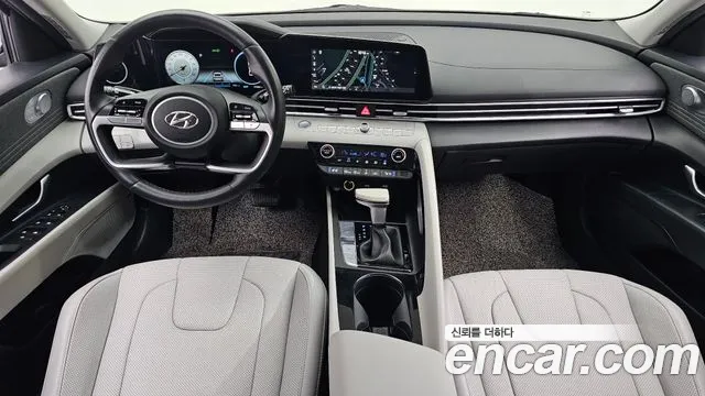 Hyundai Avante CN7 — Фото автомобиля 7