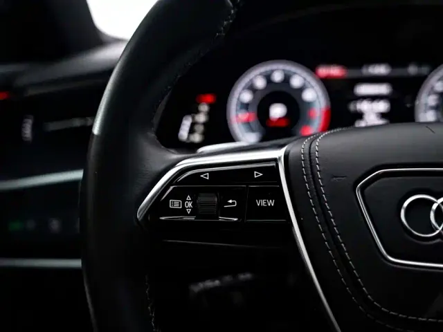 Audi A7L — Фото автомобиля 28