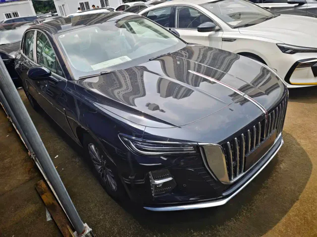 Hongqi H5 — Фото автомобиля 3
