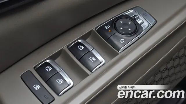 Kia Carnival 4th Gen — Фото автомобиля 29