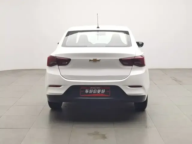 Chevrolet Cavalier — Фото автомобиля 4