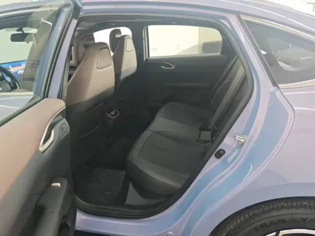 Changan Eado — Фото автомобиля 11