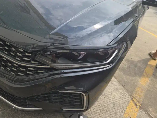 Volkswagen Passat — Фото автомобиля 5