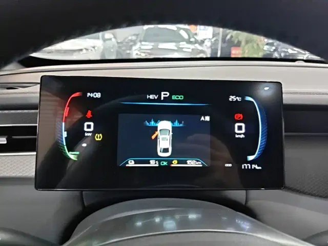 BYD Qin PLUS — Фото автомобиля 11