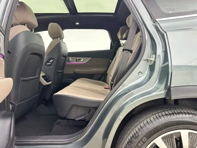 Chery Fengyun Fengyun T8 2025 1.5T 130km Premium Edition 5-Seater — Фото автомобиля 4
