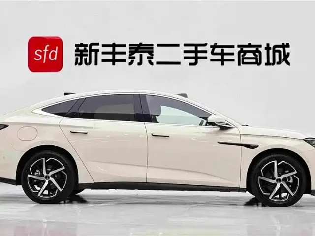 BYD Seal 07 DM-i — Фото автомобиля 3