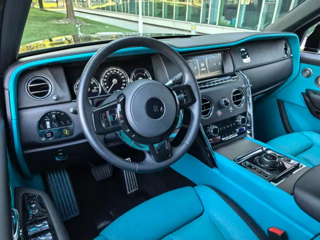 Rolls-Royce Cullinan — Фото автомобиля 8