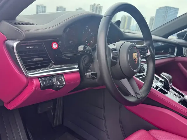 Porsche Panamera — Фото автомобиля 11