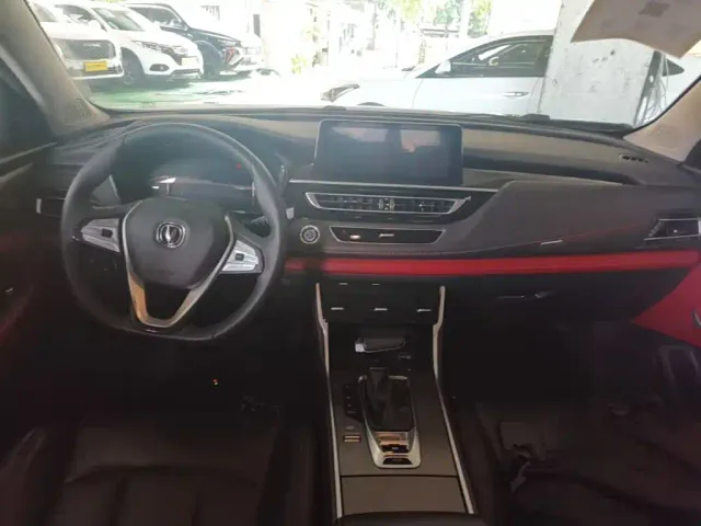 Changan CS75 — Фото автомобиля 9
