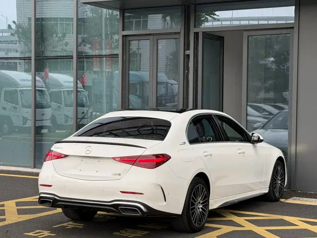 Mercedes-Benz C-Class — Фото автомобиля 6