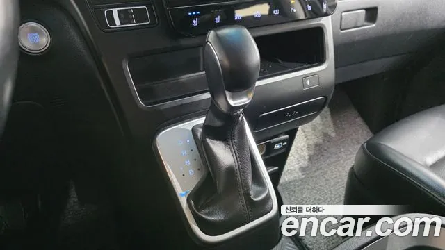 Hyundai Staria — Фото автомобиля 12