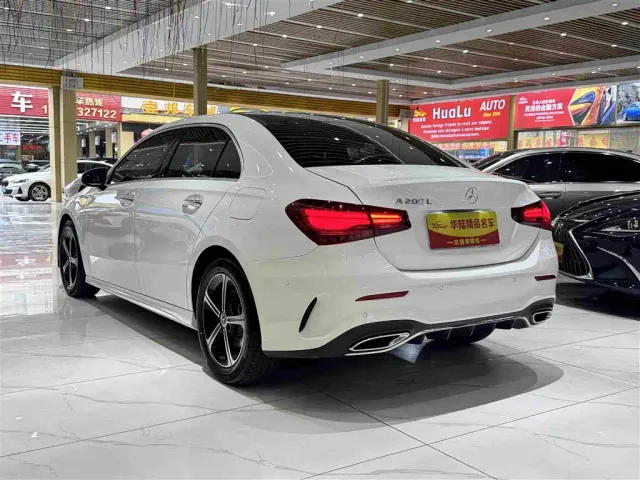Mercedes-Benz A-Class — Фото автомобиля 4