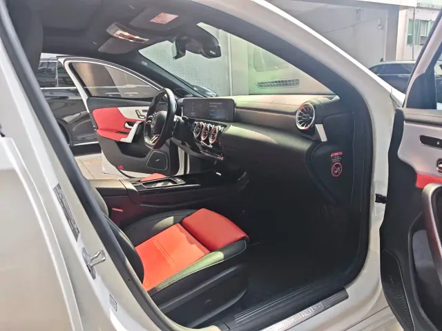 Mercedes-Benz A-Class AMG — Фото автомобиля 12