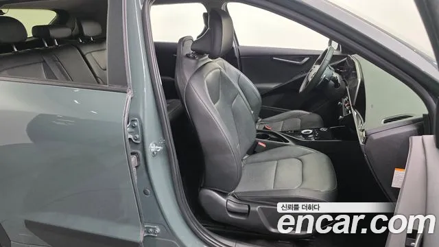 Kia Niro New — Фото автомобиля 16