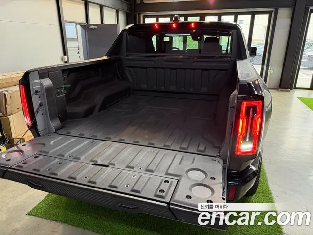 GMC Hummer EV — Фото автомобиля 17