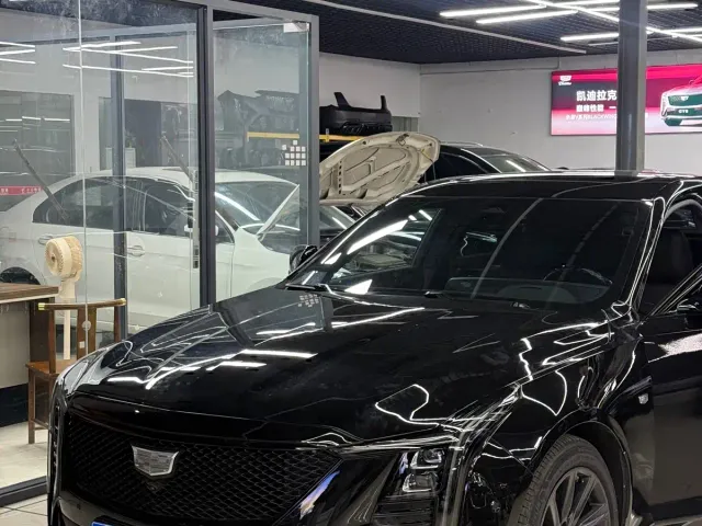 Cadillac CT5 — Фото автомобиля 2
