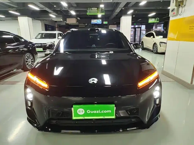 Nio ET5 Touring — Фото автомобиля 2