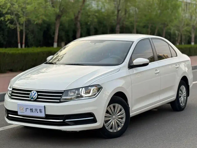 Фотография автомобиля — Volkswagen Santana
