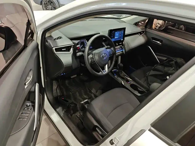 Toyota Corolla Cross — Фото автомобиля 15