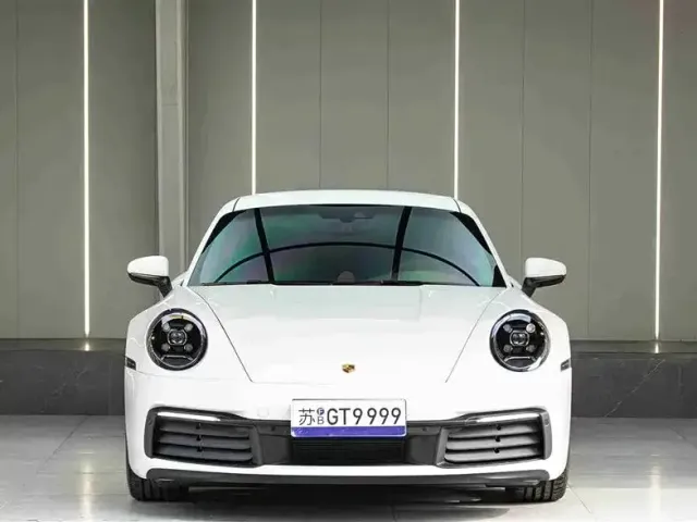 Porsche 911 — Фото автомобиля 3