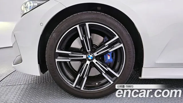 BMW 3-Series 3 серия (G20) 320i M Sport — Фото автомобиля 5