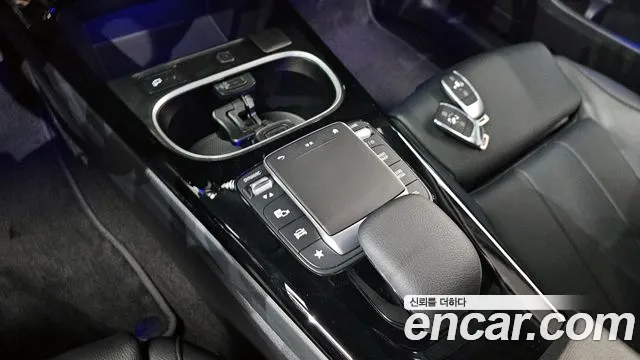 Mercedes-Benz A-Class — Фото автомобиля 18